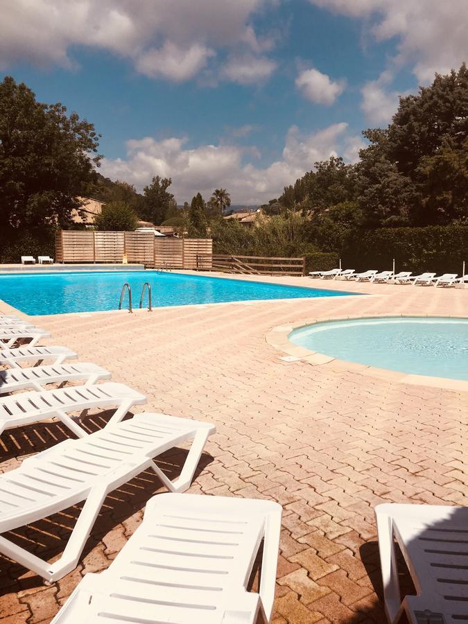 Camping Les Mimosas Hotel Pégomas Exterior foto